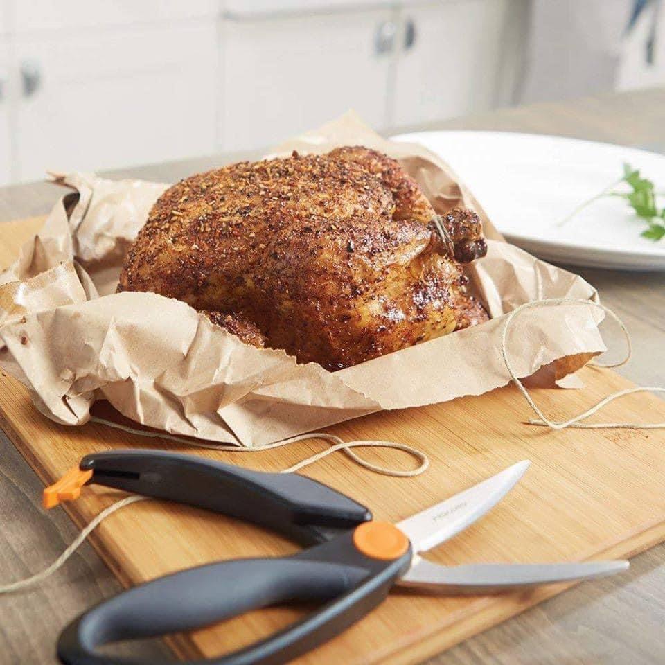 Kéo cắt gà Fiskars