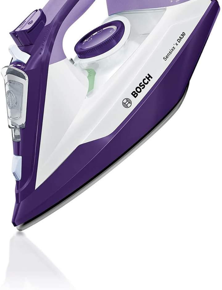 Bàn là hơi nước Bosch Sensix DA30