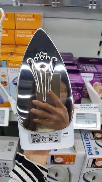 Bàn là ủi hơi nước mini AEG