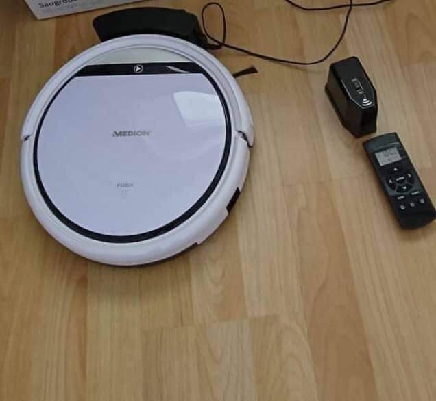 Robot hút bụi Medion MD19511