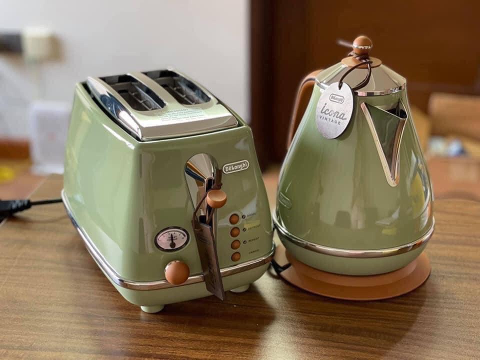 Máy nướng bánh mỳ delonghi
