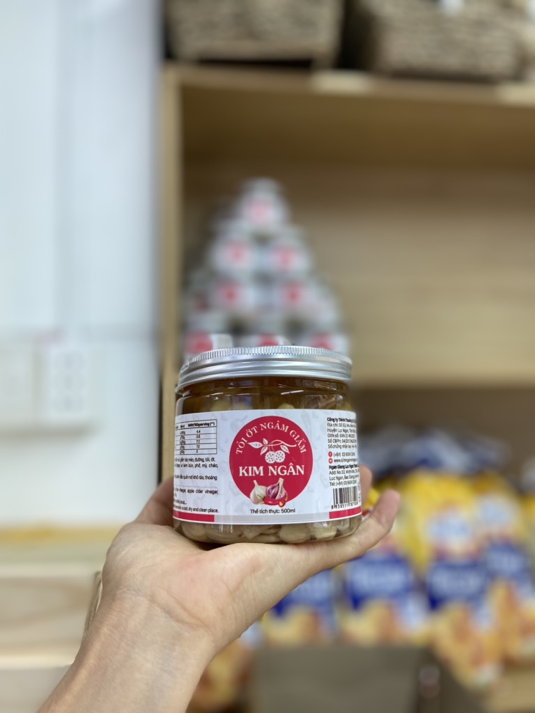 Giấm ngâm tỏi ớt cắt lát