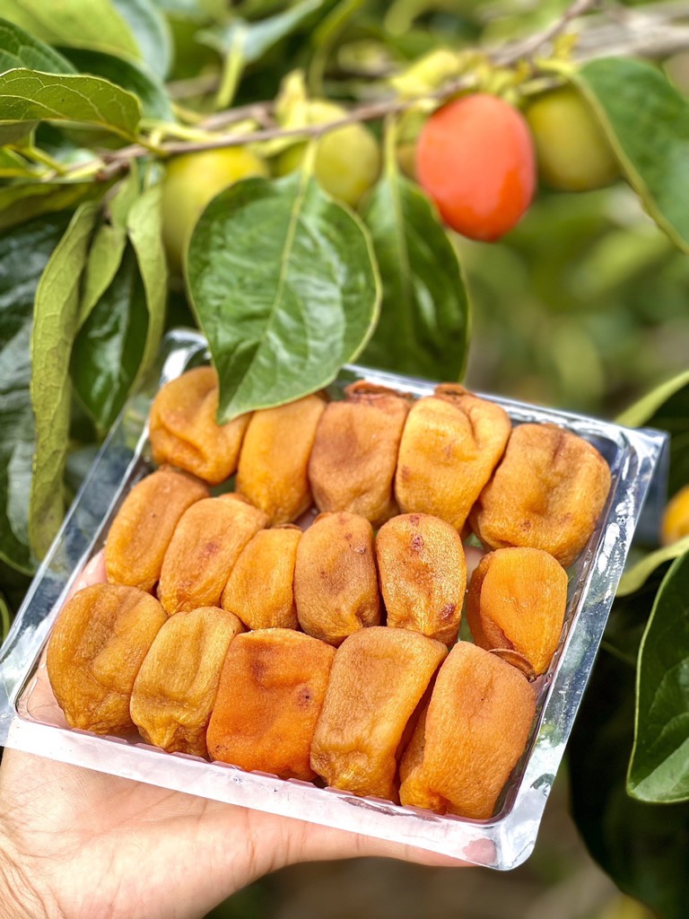 Hồng Treo Gió (hồng trứng nhỏ - không hạt) hộp 500gr