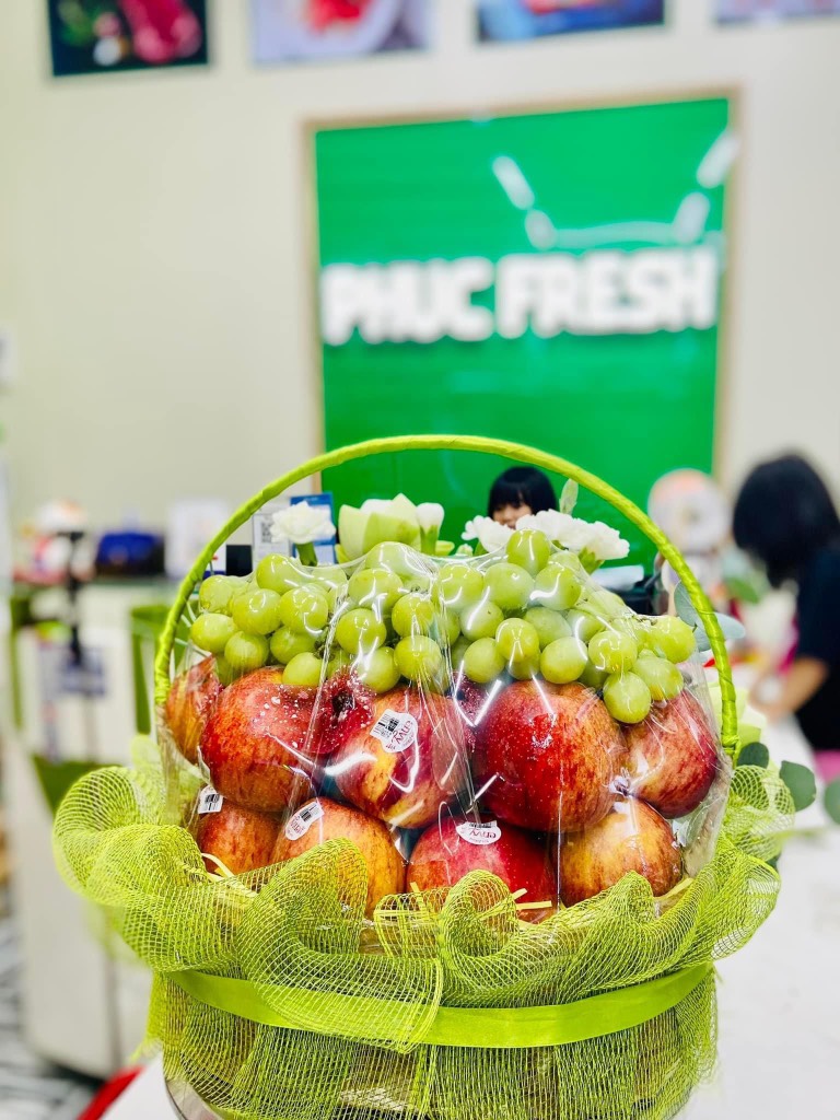 Giỏ quà tặng trái cây cao câp 1000