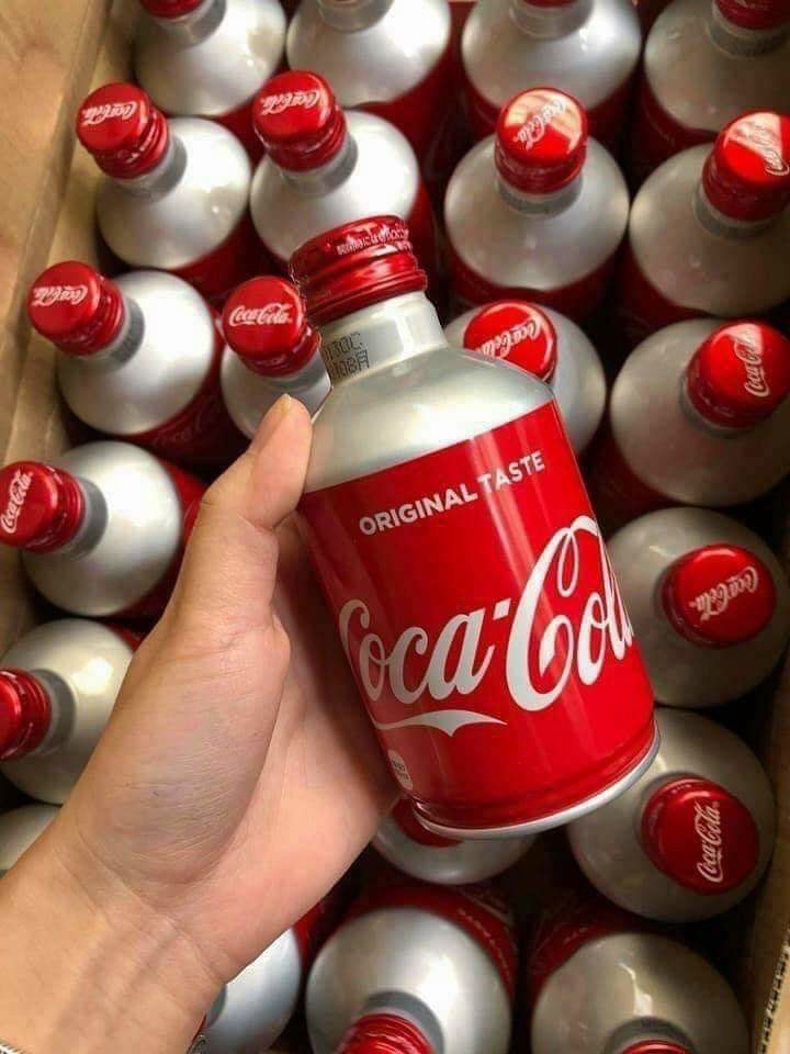 Coca nội địa Nhật chai nhôm nắp vặn thùng 24 chai