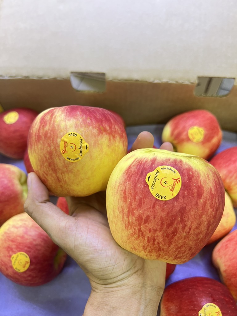 Táo Ambrosia Mỹ size 28