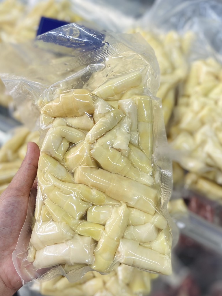 Măng trút rừng Gia Lai (túi 500gr)