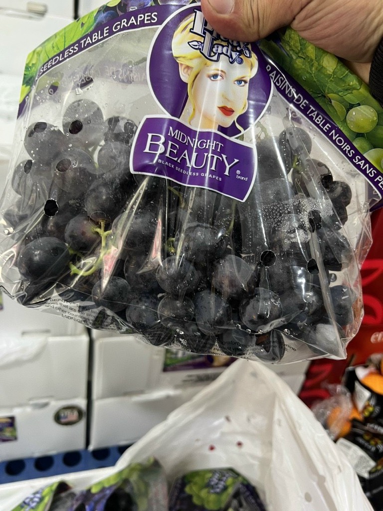 Nho đen Mỹ Pretty Lady/Midnight beauty