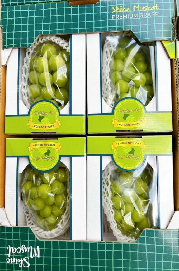 Nho xanh Shine Muscat