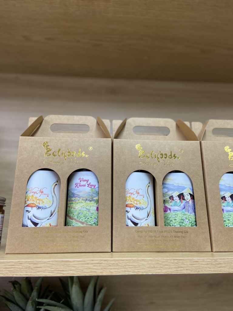 Set rượu vang nếp + khoai lang truyền thống Belifoods