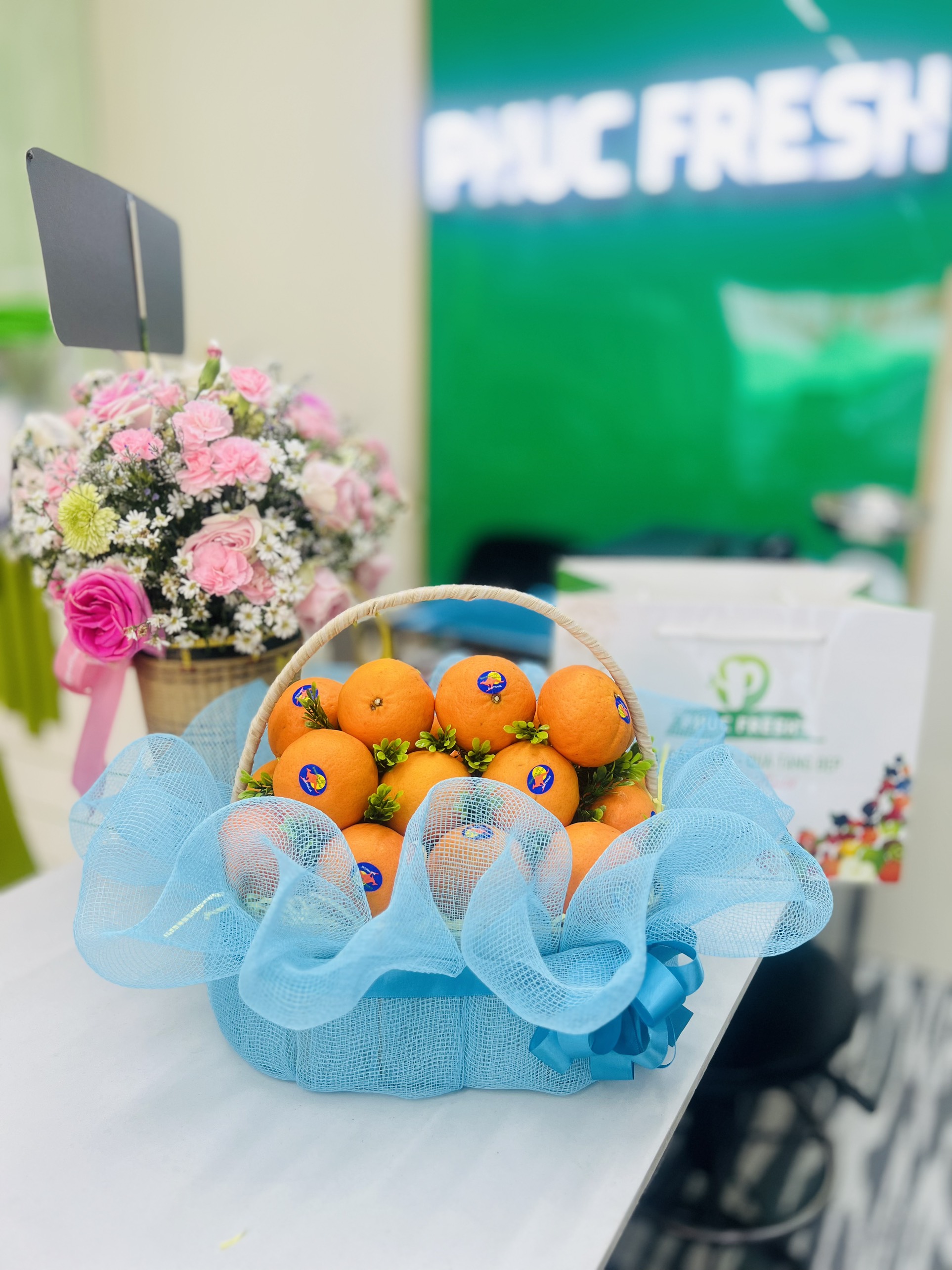 Giỏ quà trái cây cao cấp voan 650