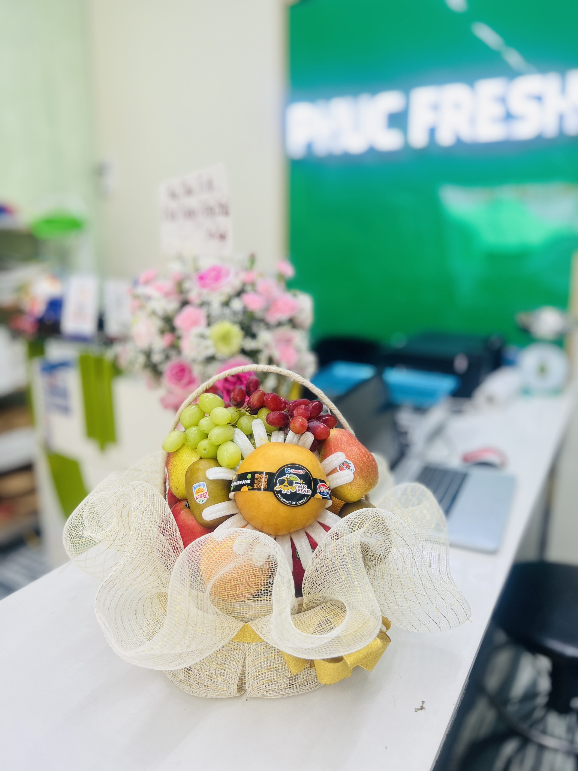 Giỏ quà tặng trái cây cao cấp voan 800