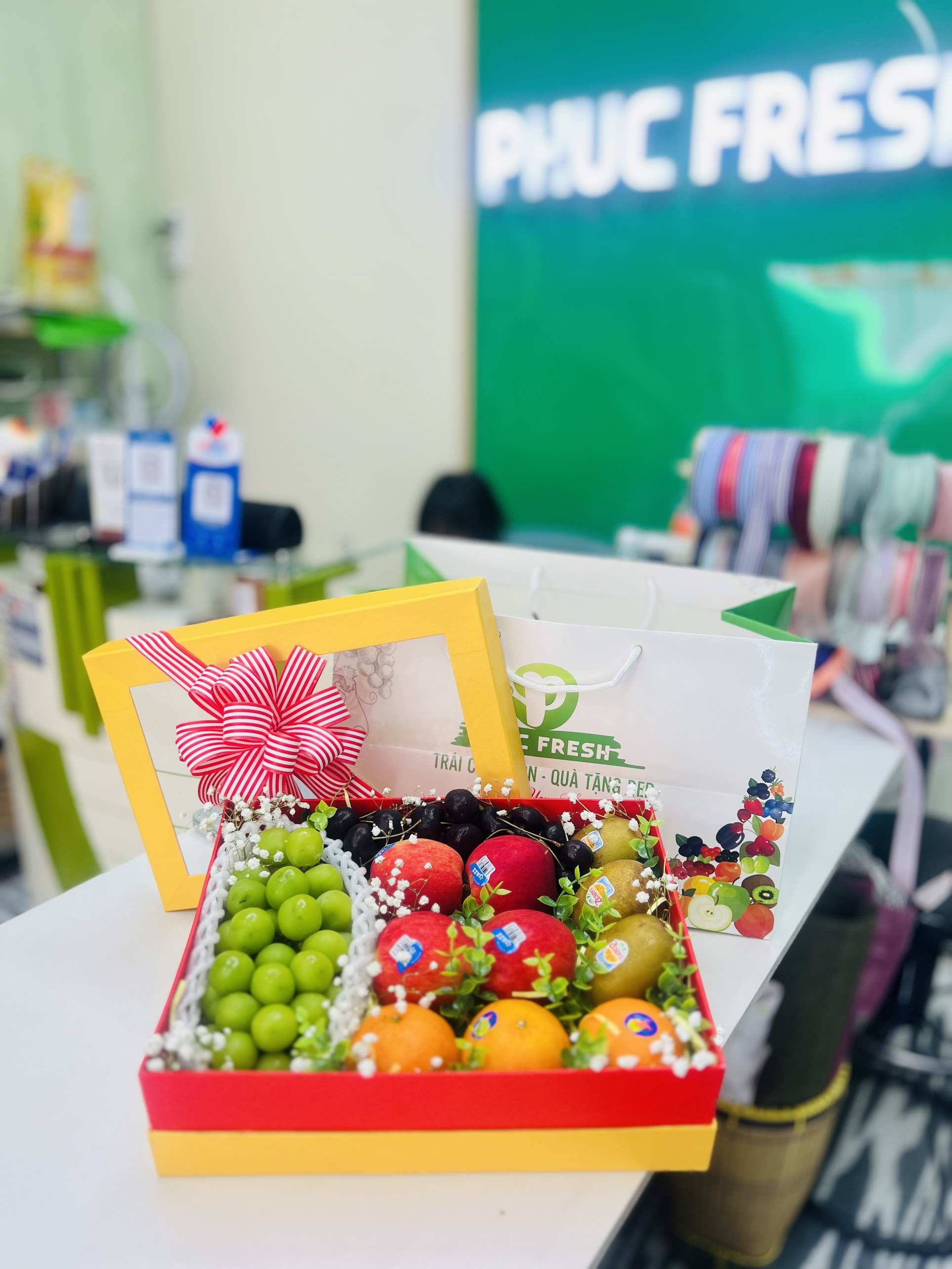 Hộp quà tặng trái cây cap cấp 8001