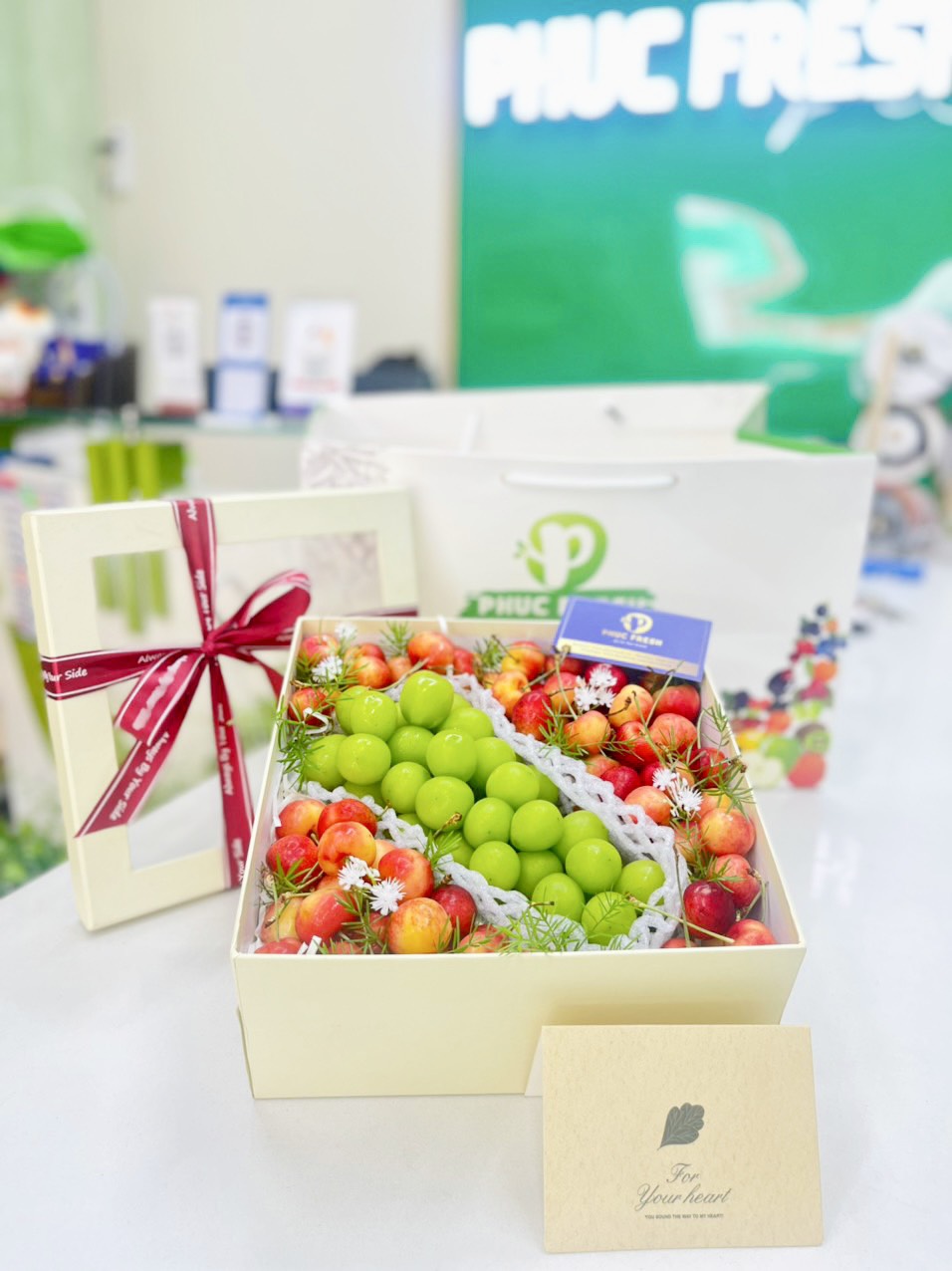 Hộp quà tặng trái cây cao cấp 9001