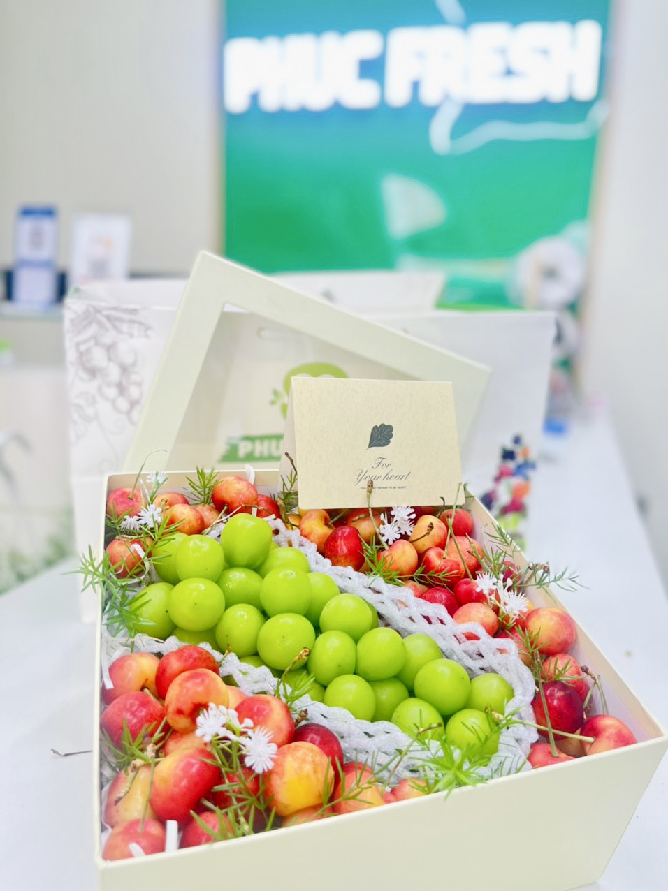 Hộp quà tặng trái cây cao cấp 9001