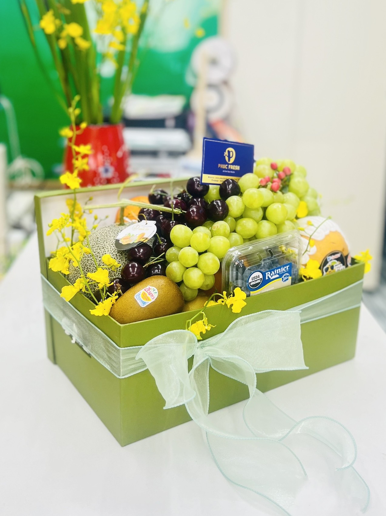 Hộp quà tặng trái cây cao cấp hoa tươi 1200