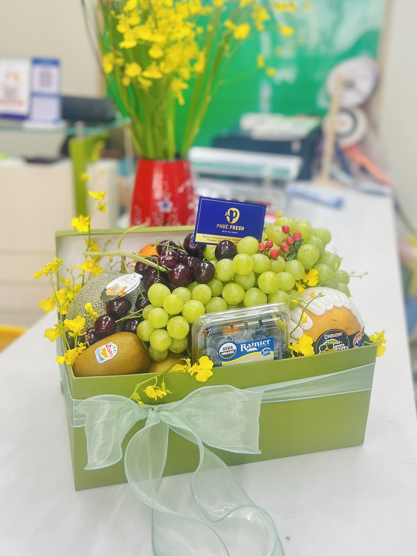 Hộp quà tặng trái cây cao cấp hoa tươi 1200