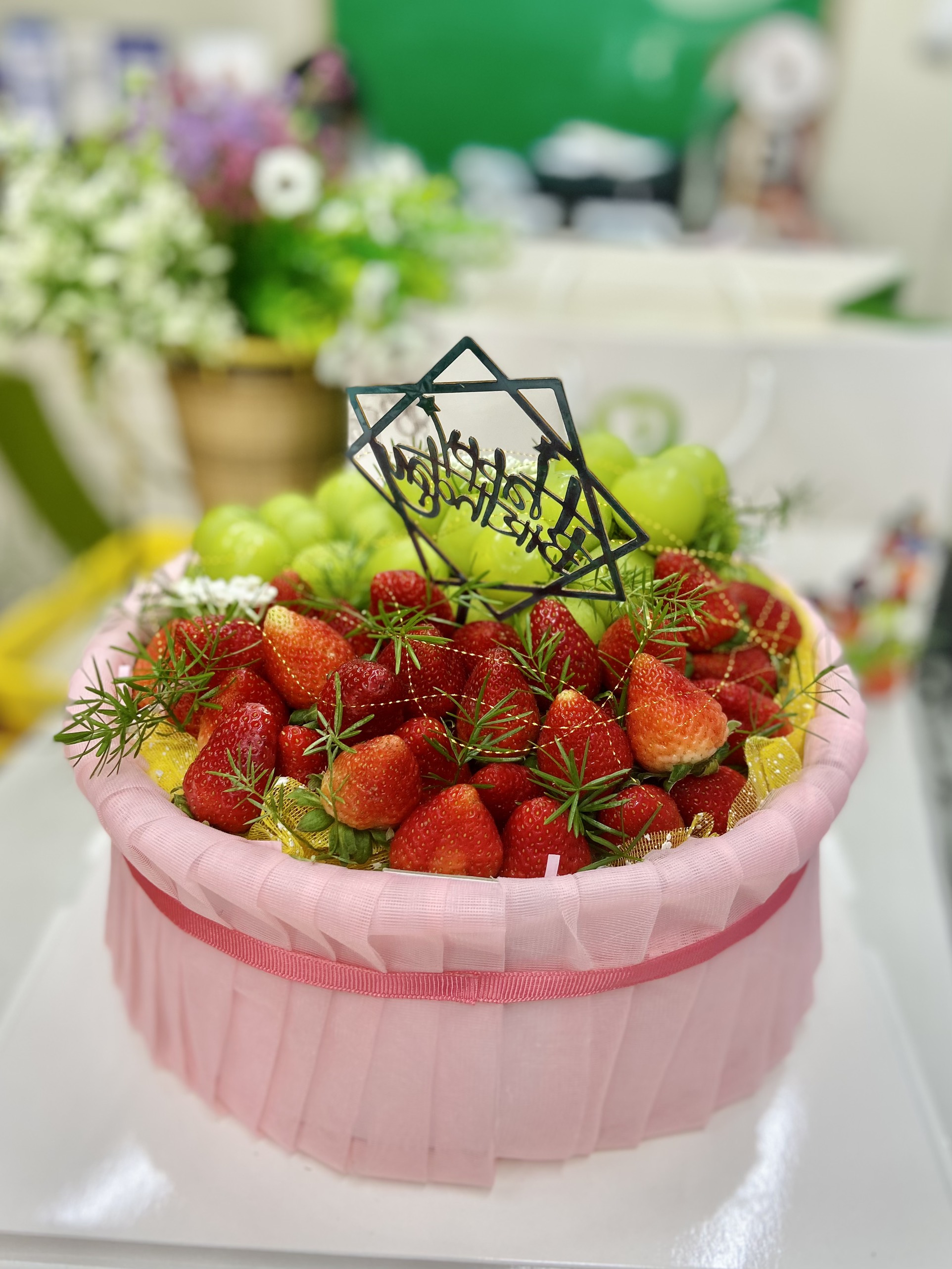 Hộp quà tặng trái cây bánh kem 600