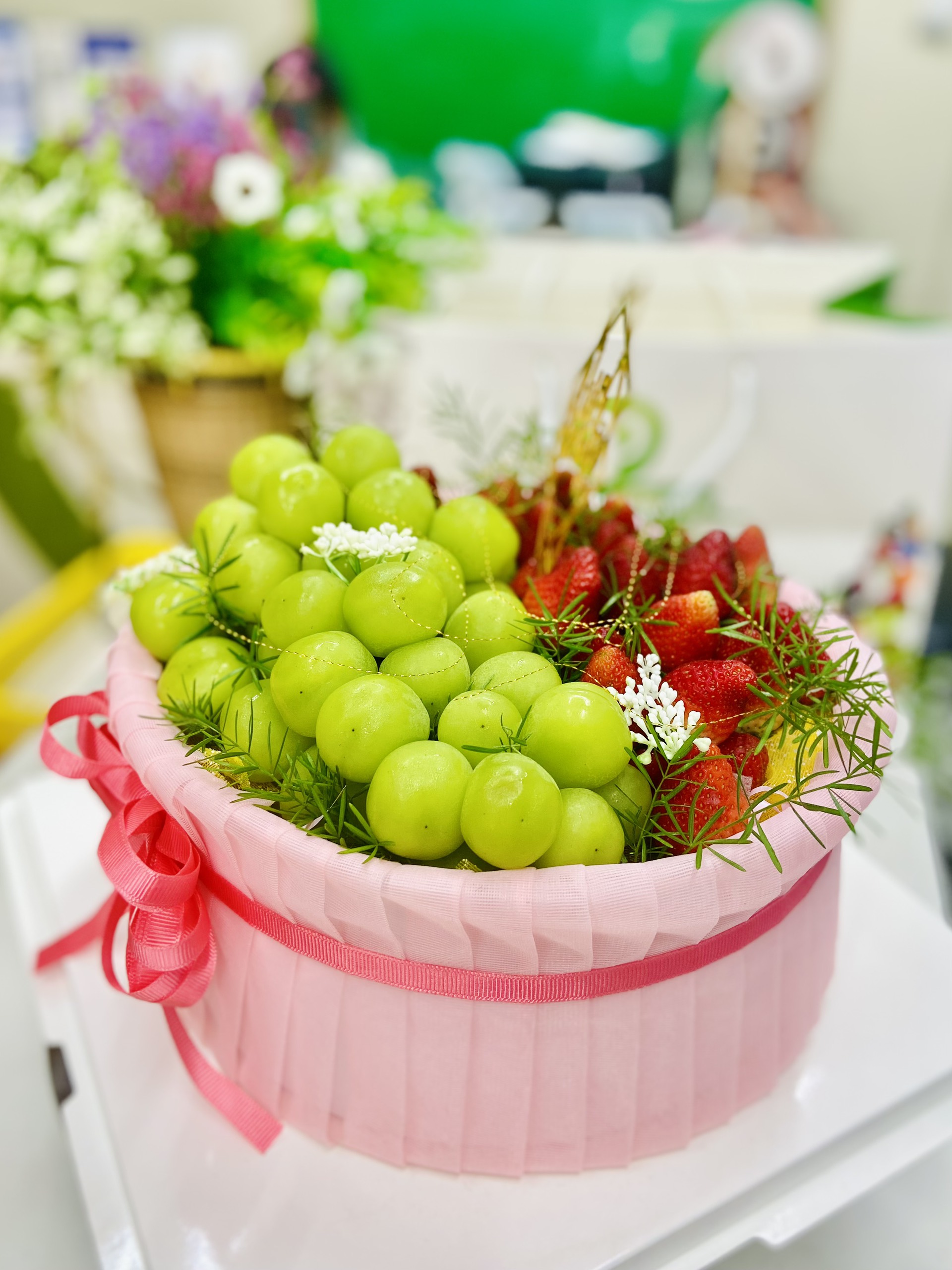 Hộp quà tặng trái cây bánh kem 600