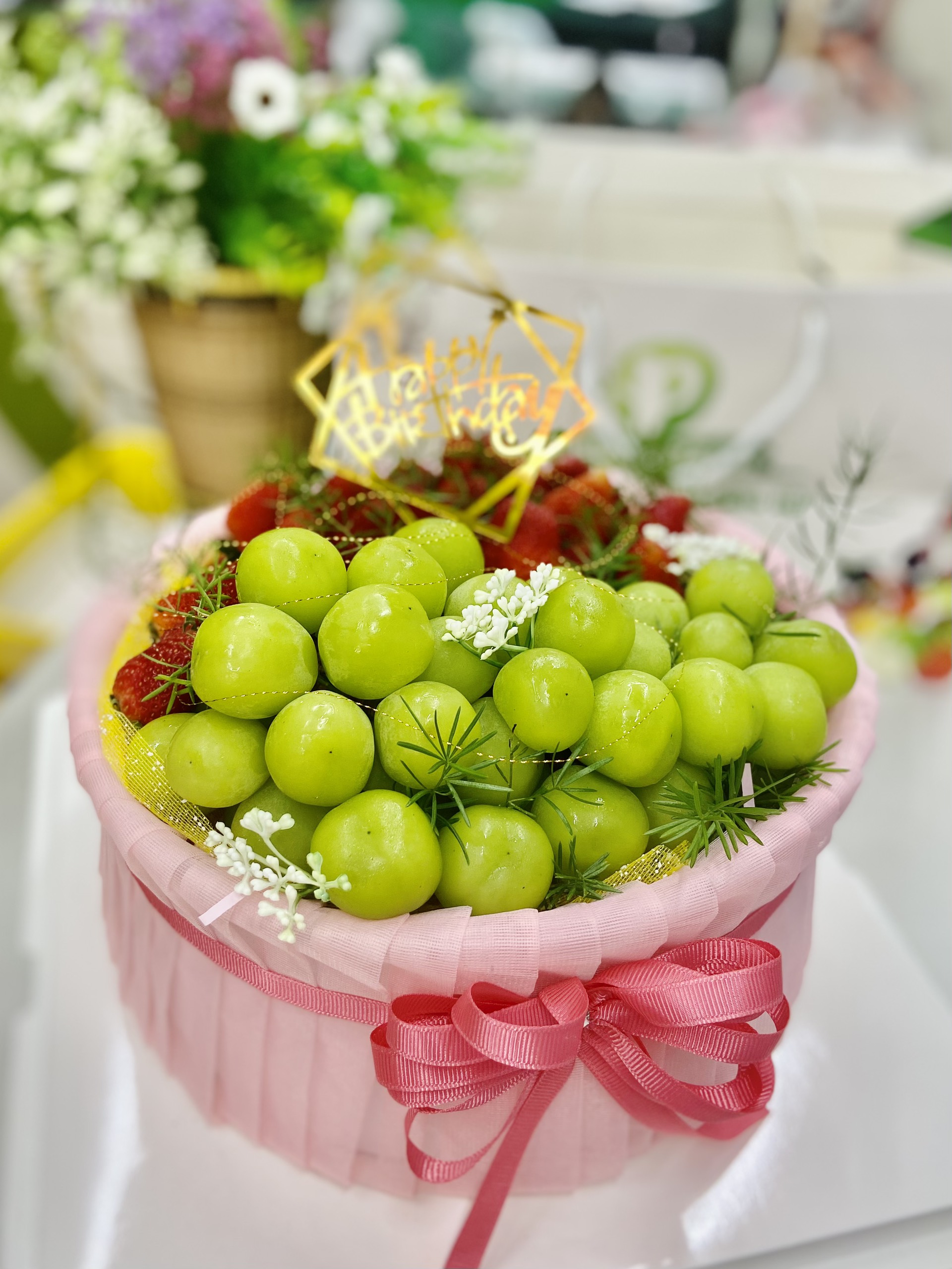 Hộp quà tặng trái cây bánh kem 600