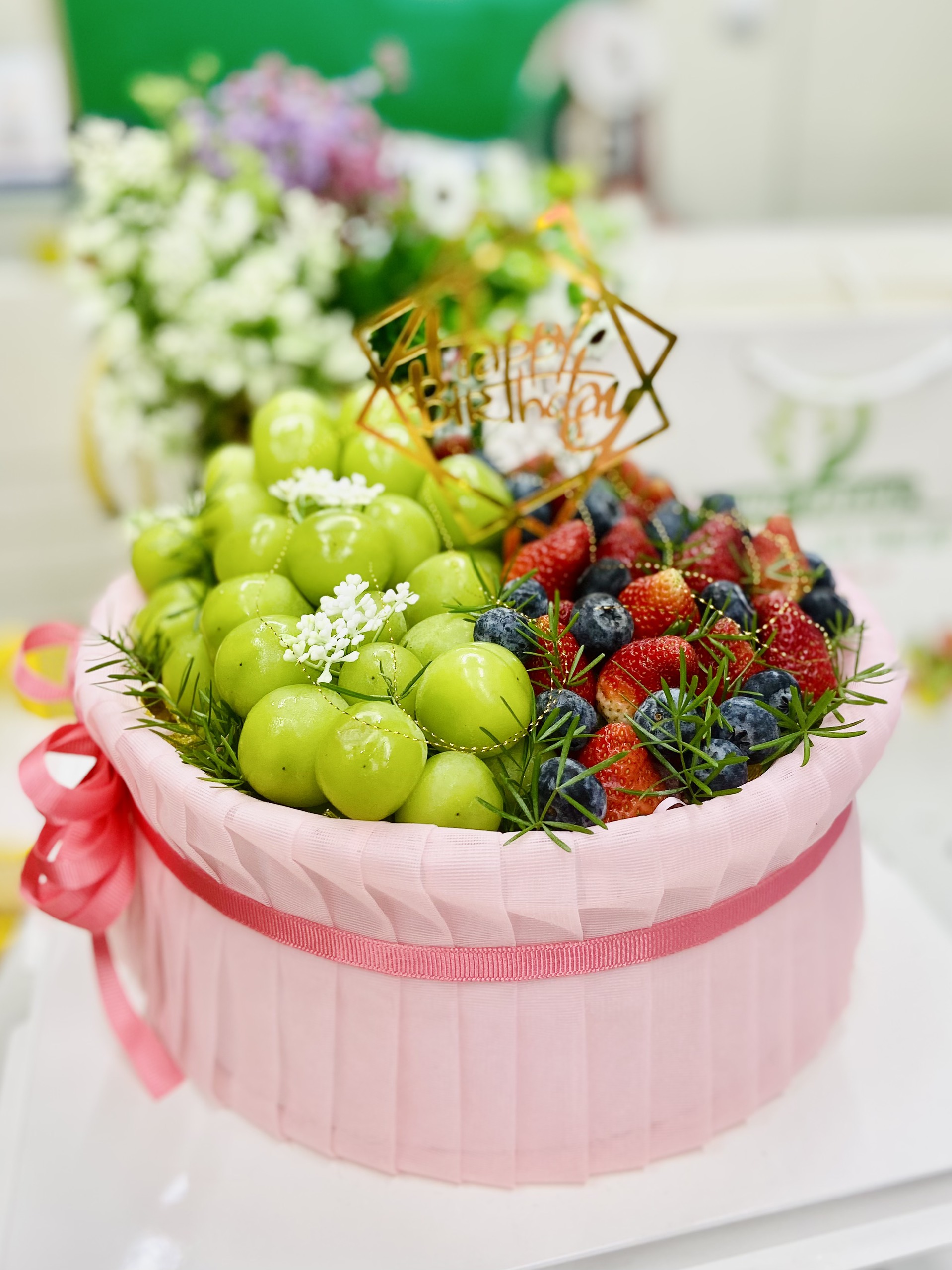 Hộp quà tặng trái cây bánh kem 700