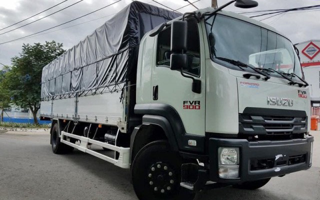 Isuzu FVR34SE4 8 tấn thùng bạt