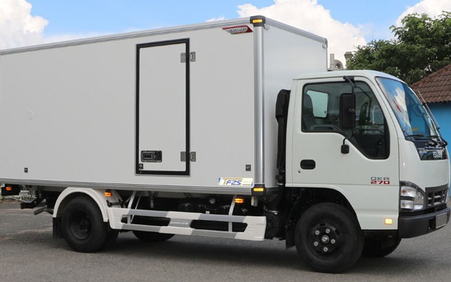 Isuzu QKR77HE4 2.9 tấn thùng bảo ôn