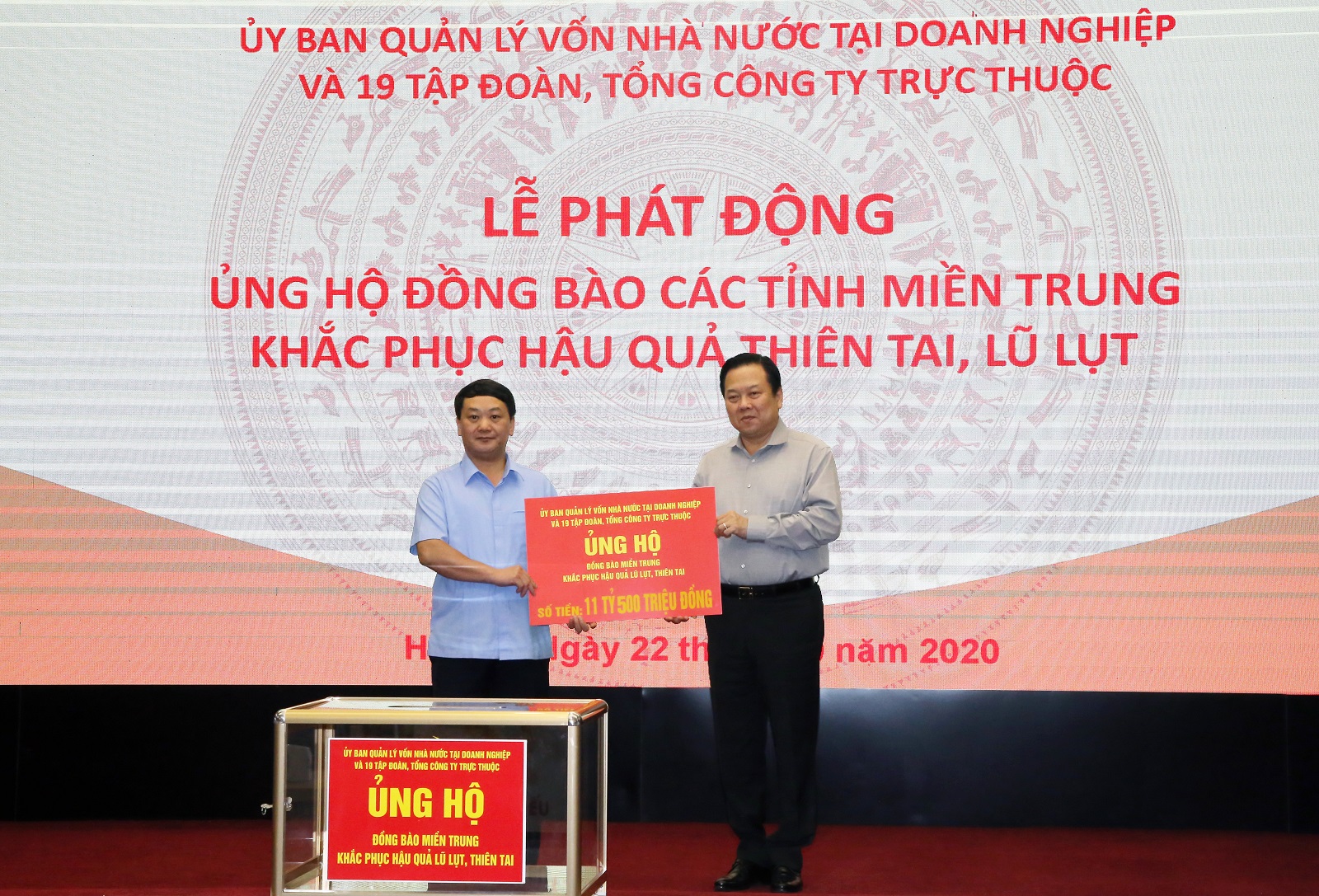 EVN hỗ trợ hơn 21 tỉ đồng ủng hộ đồng bào miền Trung khắc phục hậu quả thiên tai
