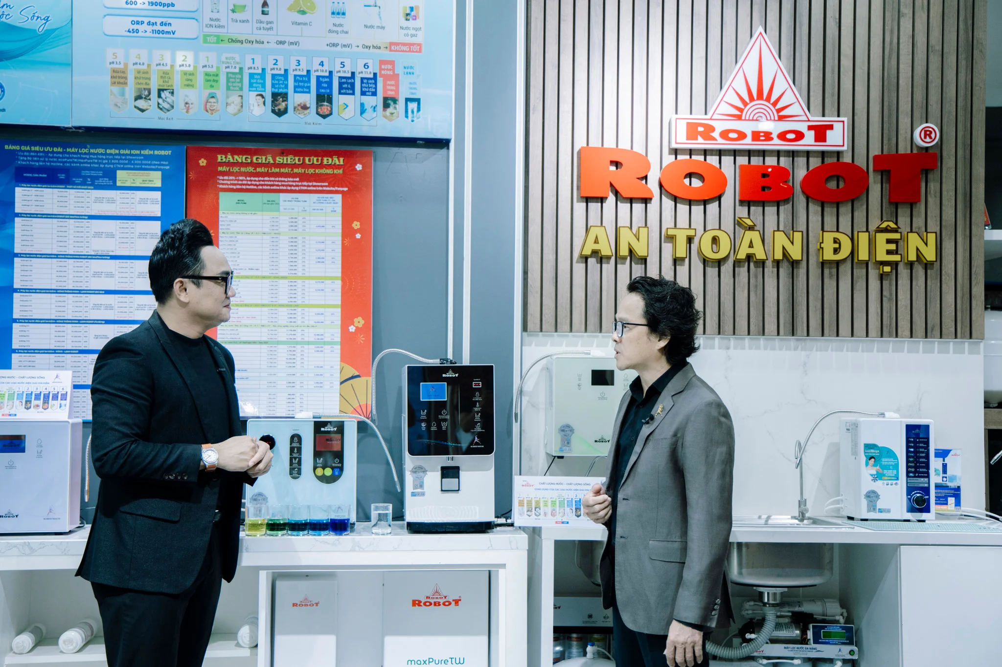Hội nghị chuyên đề "Máy lọc nước điện giải ION Kiềm" 2024 cùng Robot