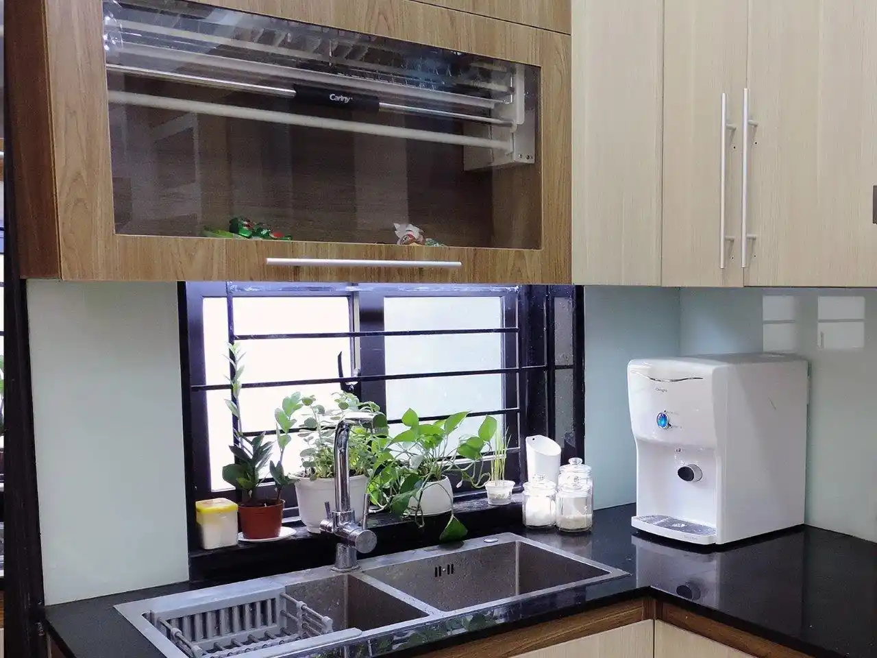 Hình lắp đặt thực tế máy lọc nước RO ChungHo Ambient