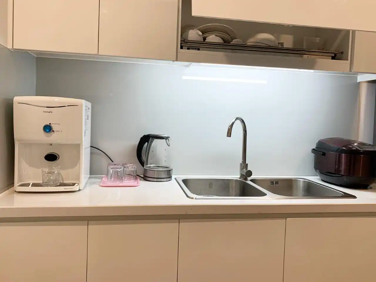 Hình lắp đặt thực tế máy lọc nước RO ChungHo Ambient