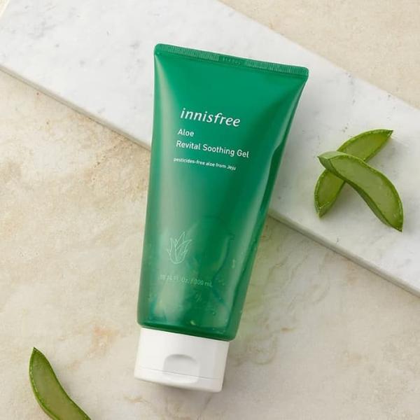 Kem dưỡng ẩm cho da dầu mụn Innisfree Aloe Revital Soothing