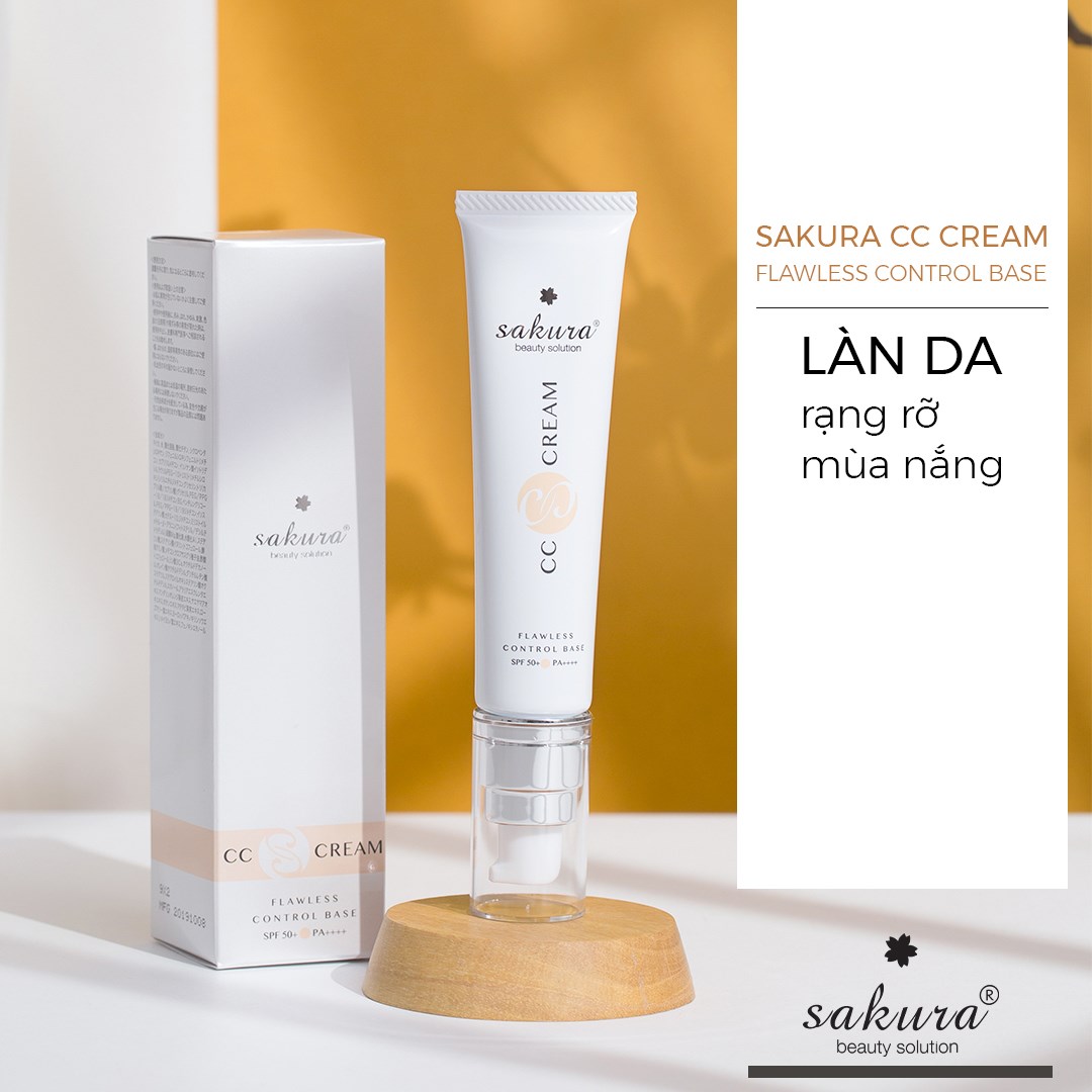 Kem trang điểm Sakura CC Cream Flawless Control Base SPF50+