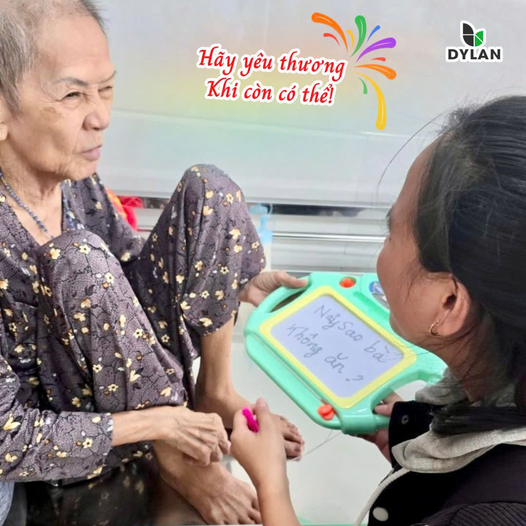 Trao yêu thương đến các Cụ tại Trung tâm Bảo trợ Người già Thiên Ân