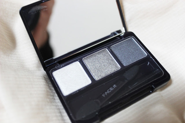 Review phấn mắt Face It Styling Triple Eyes của The Face Shop Review phấn mắt Face It Styling Triple Eyes của The Face Shop