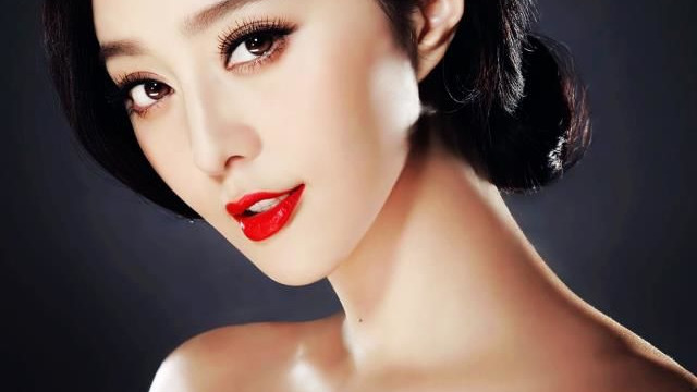 Những màu son cực sang chảnh nhất định phải có cho mùa lễ hội cuối năm Những màu son cực sang chảnh nhất định phải có cho mùa lễ hội cuối năm