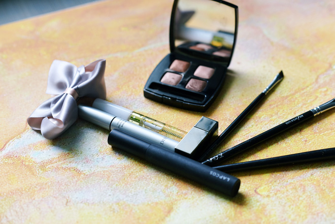 Chỉ dùng mascara thôi đã có tới 8 cách sử dụng, mà còn không phải dành riêng cho lông mi nhé Chỉ dùng mascara thôi đã có tới 8 cách sử dụng, mà còn không phải dành riêng cho lông mi nhé
