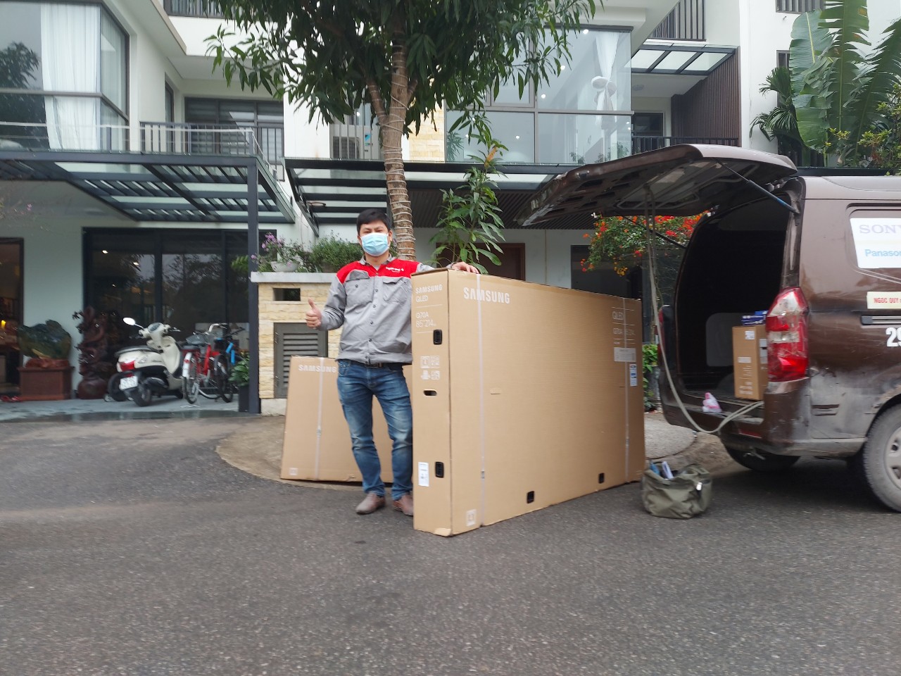 Địa Chỉ Bán Tivi Giá Rẻ Uy Tín Và Chất Lượng tại Hà Nội - Nên mua sản phẩm điện máy ở đâu? Siêu thị điện máy nào?