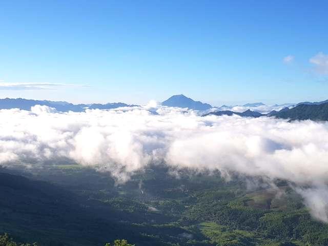 4 DAYS   EXPLORE Y TY  - THE PARADISE OF CLOUD