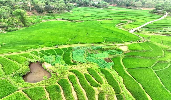 14 DAY NORTH VIETNAM REAL PREMIUM ADVENTURE HOLIDAY