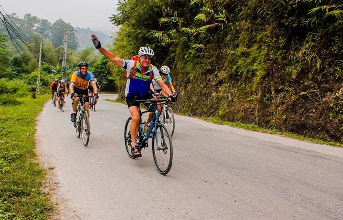 14 DAY - SAPA  - HA GIANG - CAO BANG BORDER BELT BICYCLE TOURS