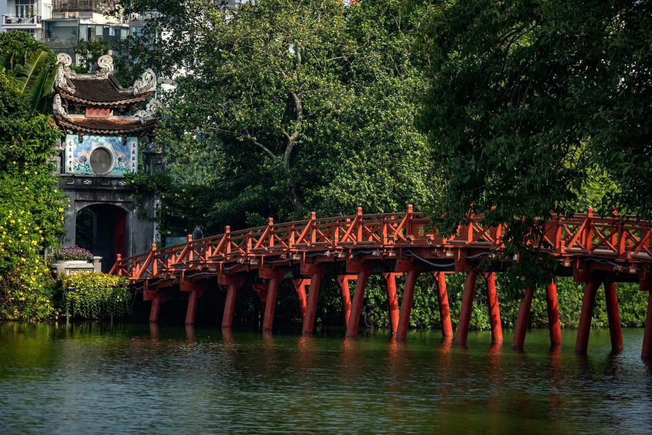 15 DAY NORTH - CENTRAL VIETNAM REAL LUX MULTI ADVENTURE TOURS