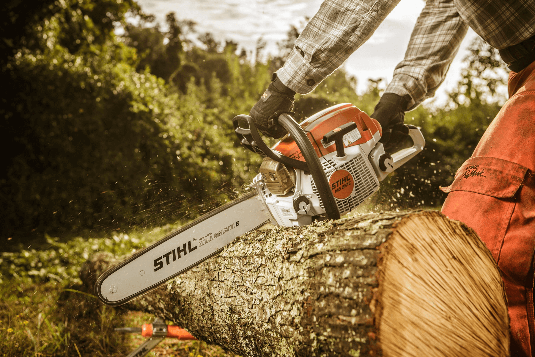 vì sao cần bảo dưỡng máy cưa xích định kỳ