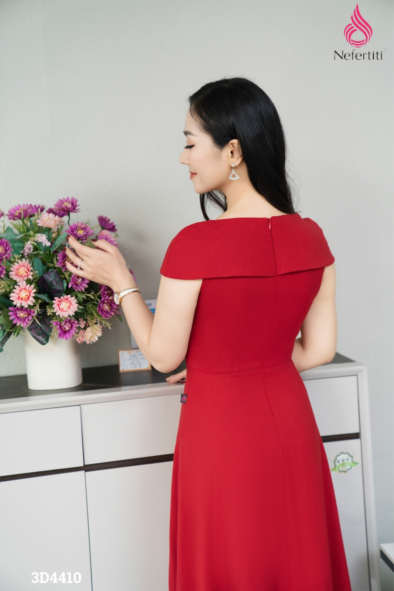 3D4410 - ĐẦM ĐỎ ĐÍNH CƯỜM HOA TULIP