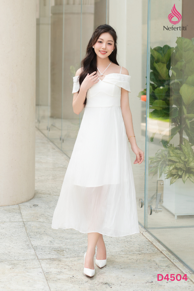 1D4504 - ĐẦM TRẮNG DẠO PHỐ