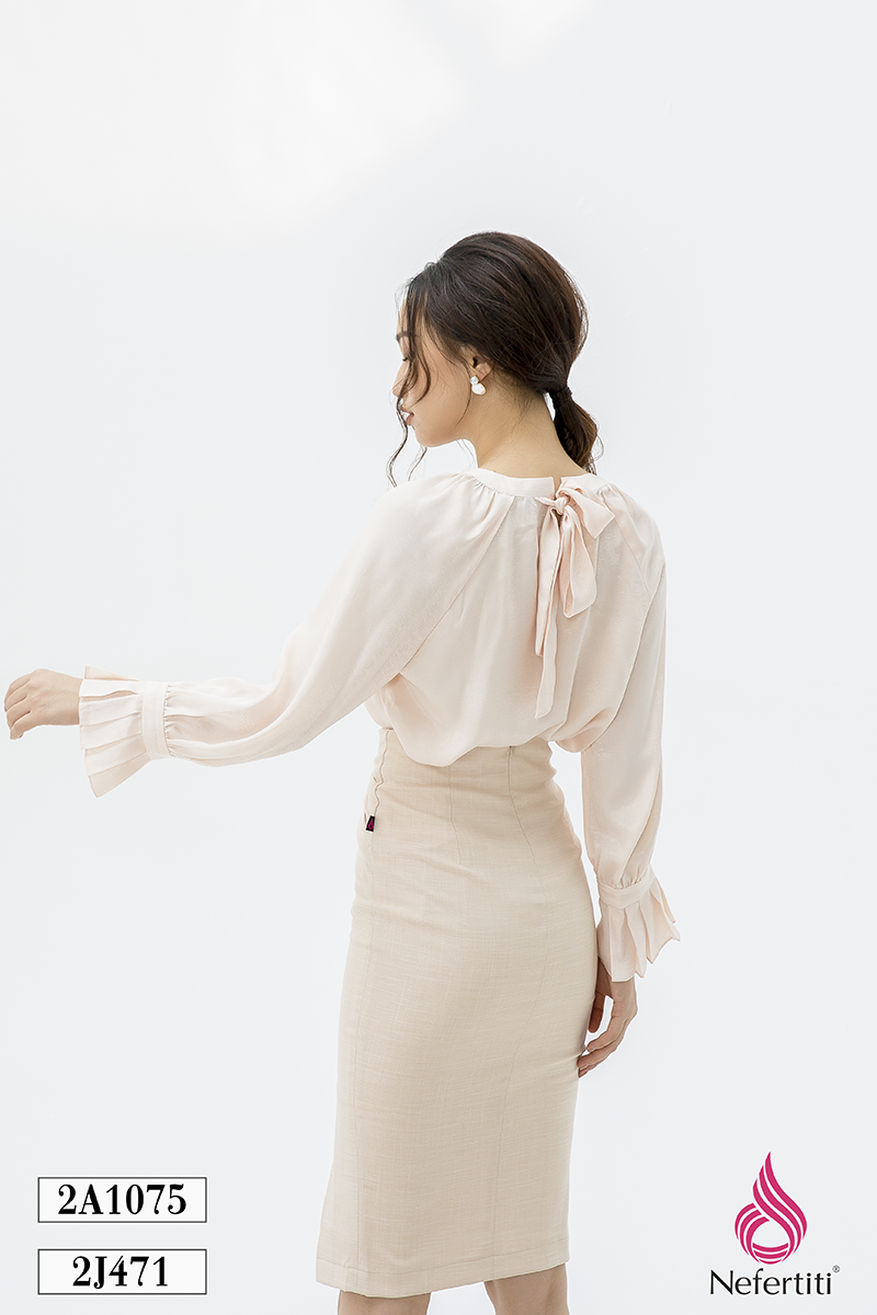 2A1075 - SƠ MI CỔ THẮT NƠ CÁCH ĐIỆU