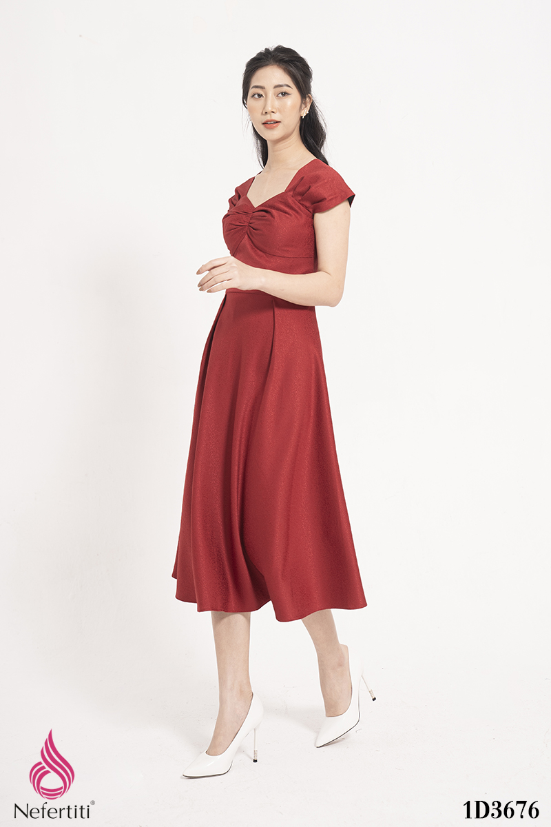 1D3676 - ĐẦM DÁNG XÒE XẾP LY NGỰC