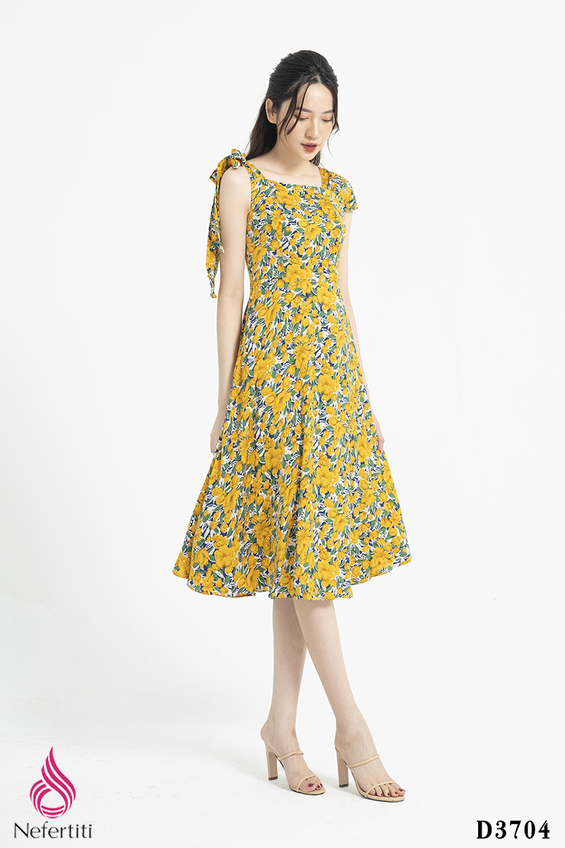 1D3704 - ĐẦM HOA NHÍ VAI LỆCH