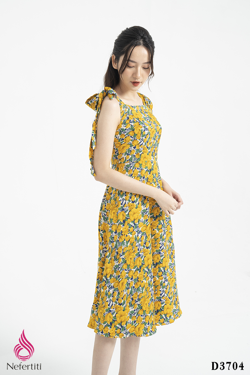 1D3704 - ĐẦM HOA NHÍ VAI LỆCH
