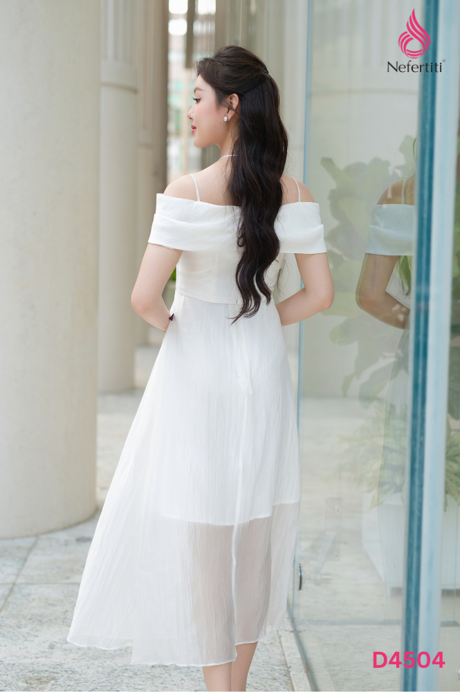 1D4504 - ĐẦM TRẮNG DẠO PHỐ